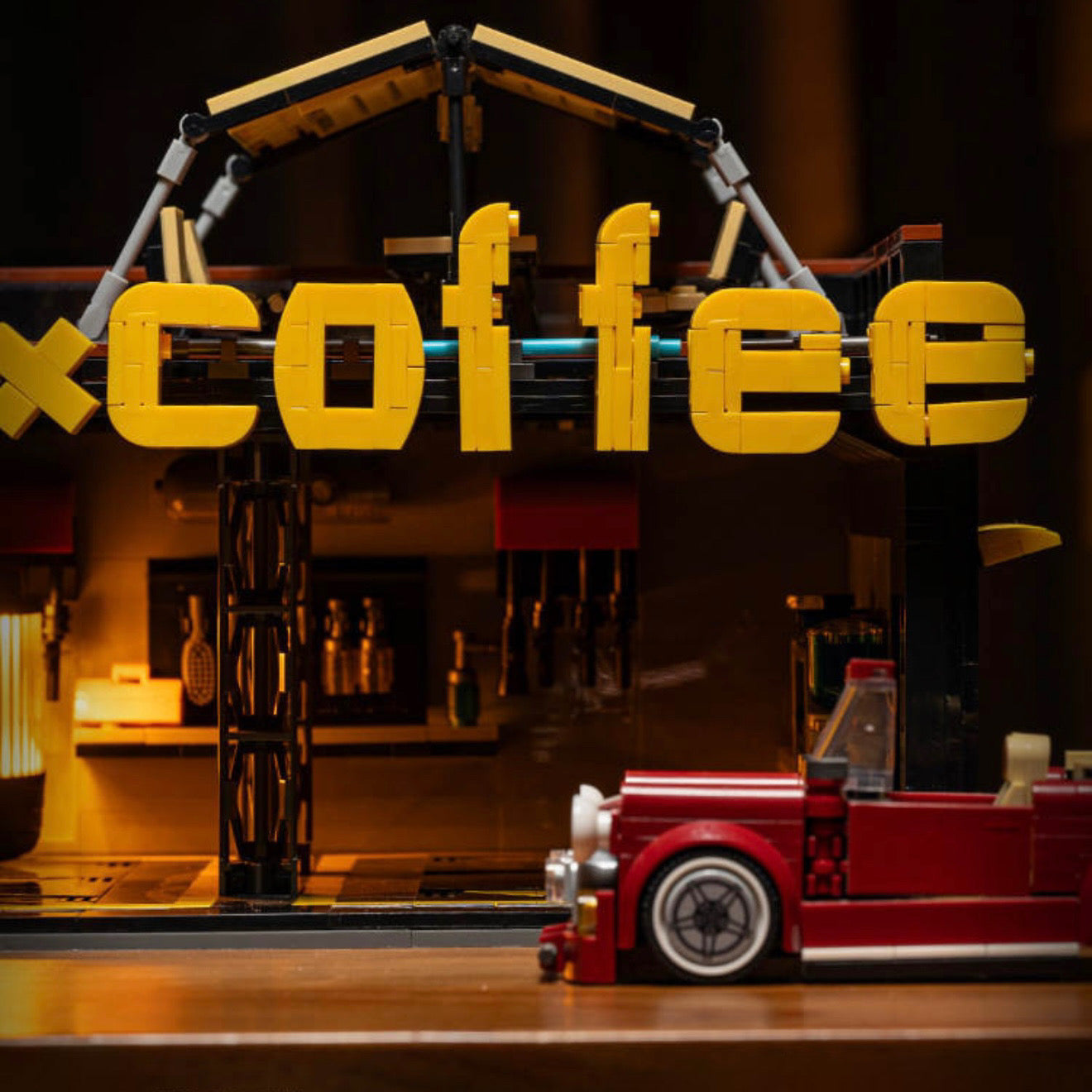 Brick MOC Coffee Car Club | 2498pcs - Brick Car Merchant