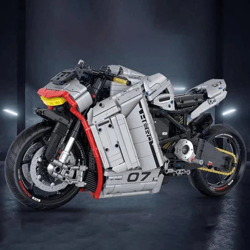 Brick MOC Cyberpunk Street Bike | 2267pcs - Brick Car Merchant
