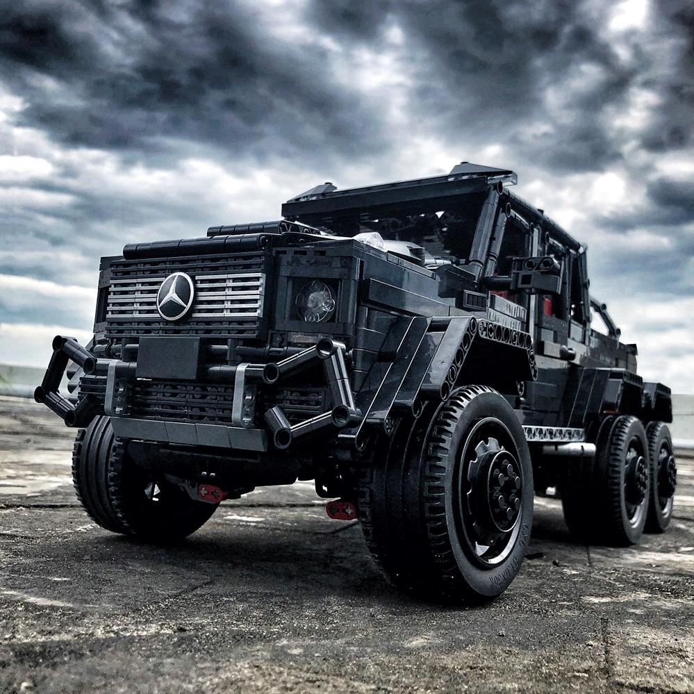 Brick MOC Mercedes G63 AMG, Brabus G800 6x6 Off-Road Pickup SUV | Remote Control, All-Terrain Off-Roading, Exclusive XL Tyres, Gear Shifter, Opening Features, Detailed Linkage and Differential, 6WD, Openable Sunroof, 3300pcs - Brick Car Merchant