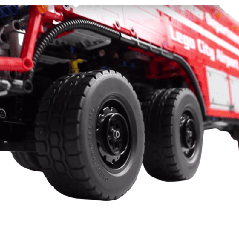 Brick MOC Pneumatic Airport Rescue Truck | 6653pcs - Brick Car Merchant