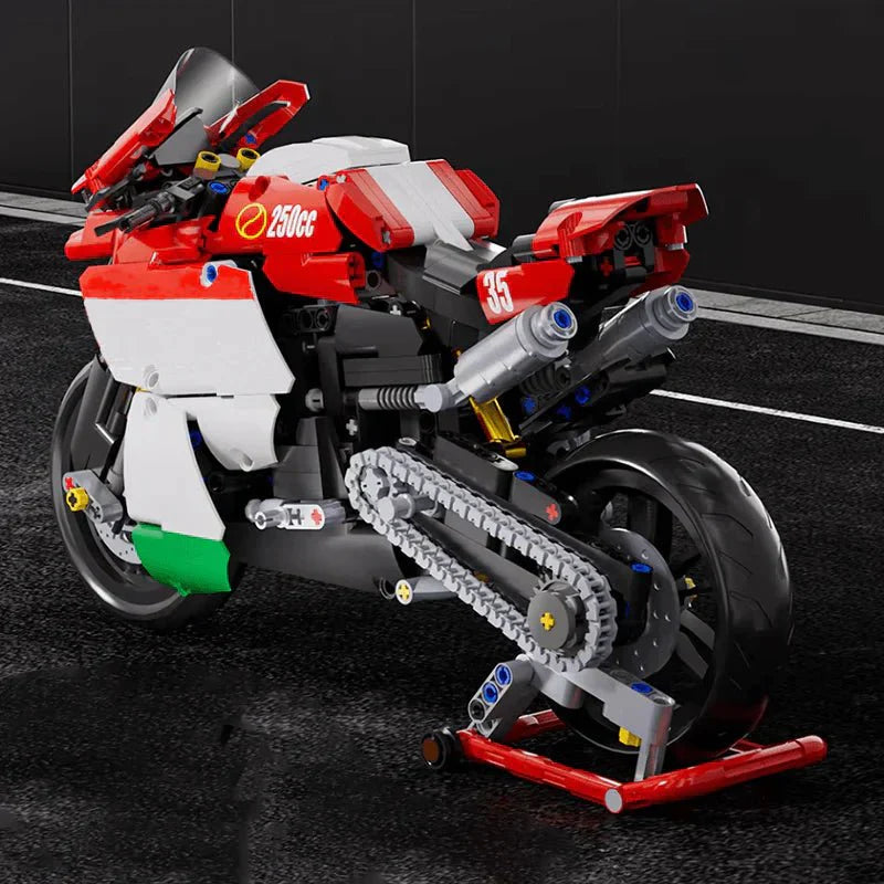 Brick MOC Track-Ready Sport Bike | 803pcs - Brick Car Merchant