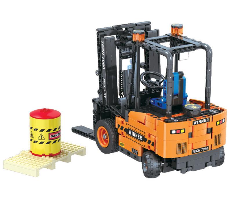 Brick MOC Warehouse Forklift Model | 660pcs - Brick Car Merchant
