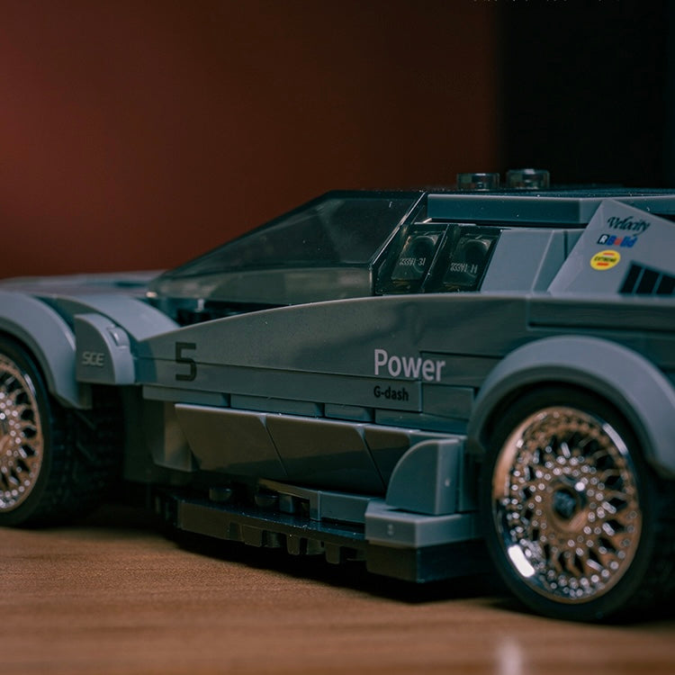 Brick MOC 70s German Legend - Brick Car Merchant