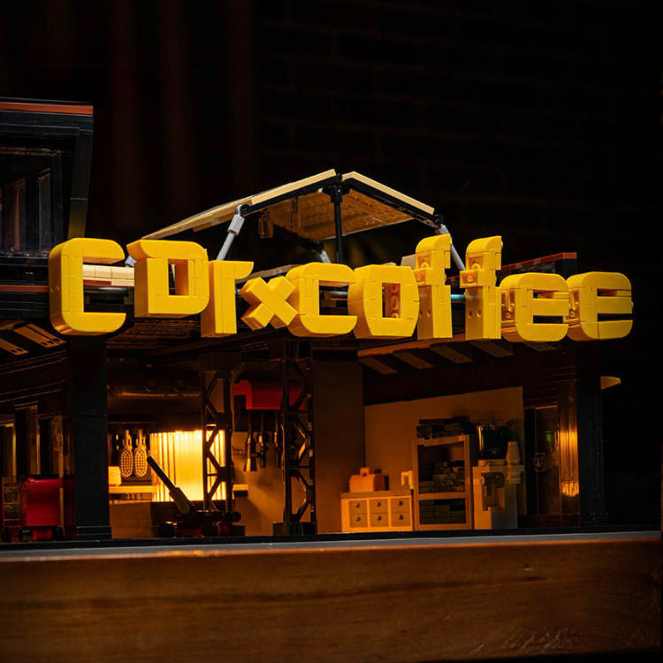 Brick MOC Coffee Car Club | 2498pcs - Brick Car Merchant