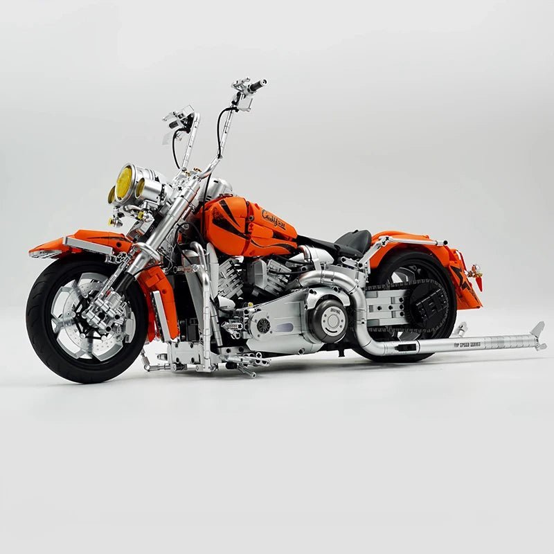 Brick MOC Custom V-Twin Street Bagger | 2392pcs - Brick Car Merchant