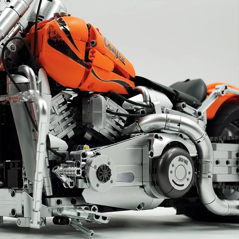 Brick MOC Custom V-Twin Street Bagger | 2392pcs - Brick Car Merchant