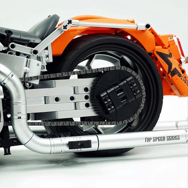 Brick MOC Custom V-Twin Street Bagger | 2392pcs - Brick Car Merchant