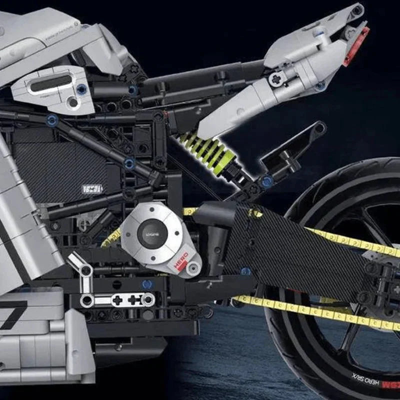Brick MOC Cyberpunk Street Bike | 2267pcs - Brick Car Merchant