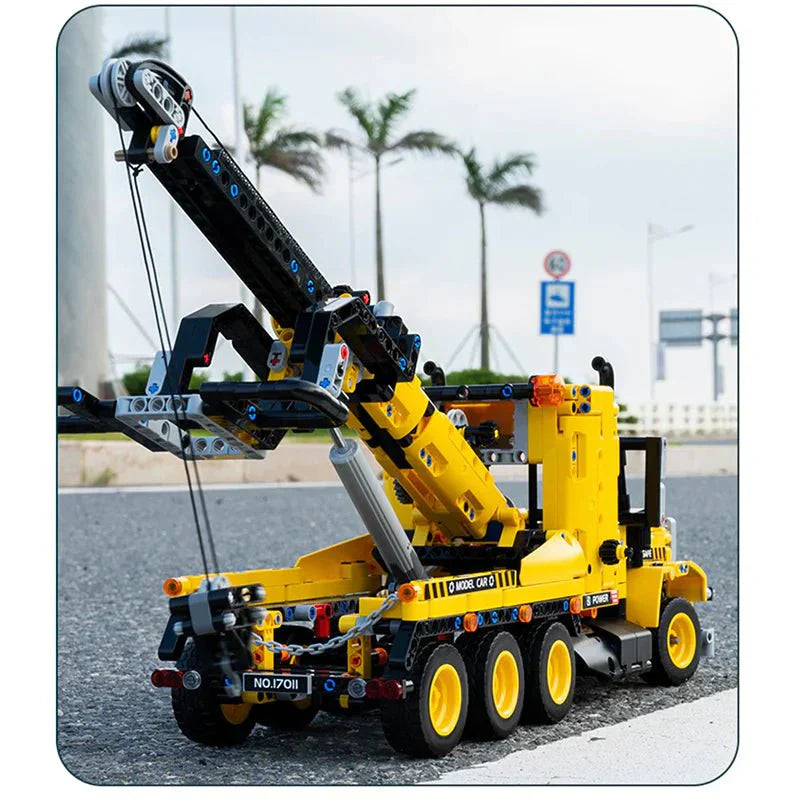 Brick MOC Heavy-Duty Tow Truck | 1250pcs - Brick Car Merchant