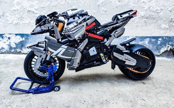 Brick MOC Hyper Naked Street Bike | 2426pcs - Brick Car Merchant