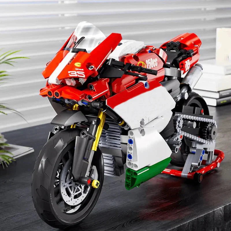 Brick MOC Track-Ready Sport Bike | 803pcs - Brick Car Merchant