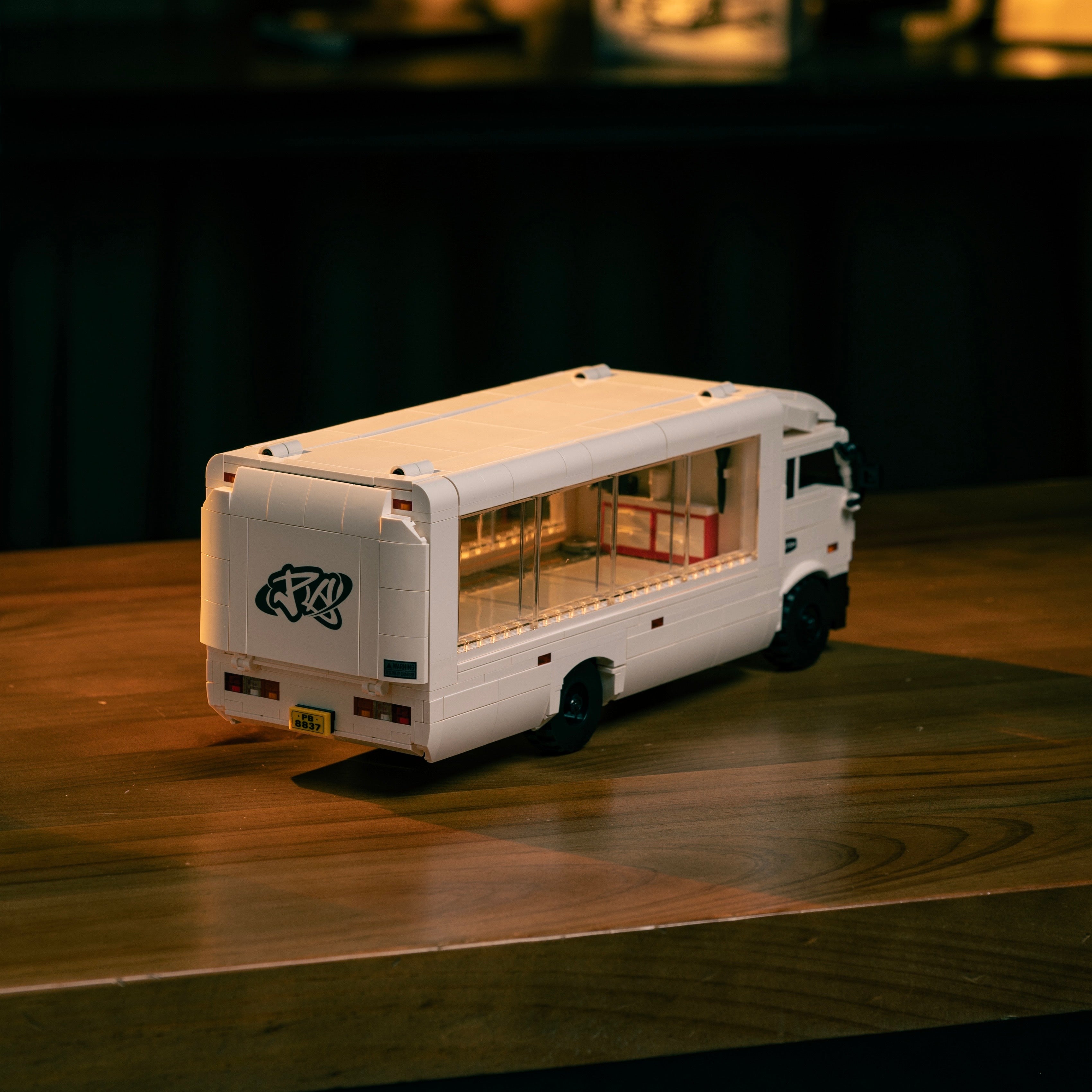Brick MOC Transporter Truck - Brick Car Merchant