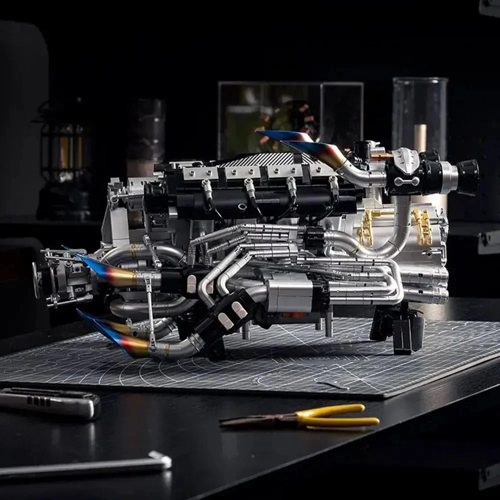 Brick MOC V8 Turbocharged Engine | 2773pcs - Brick Car Merchant