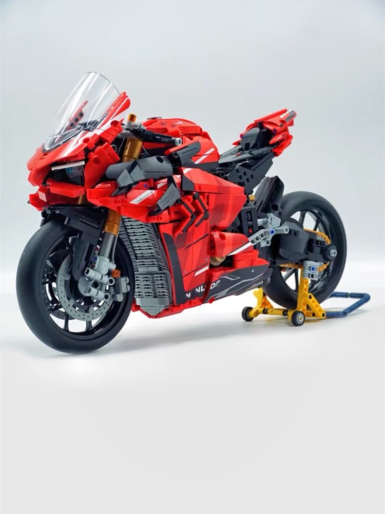 LEGO MOC High-Performance Superbike Concept – Red | 2129pcs - Brick Car Merchant